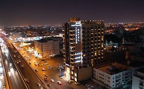 Iridium 70 Hotel